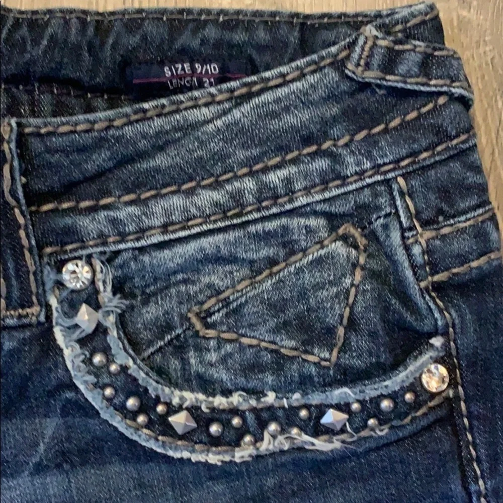 Vigoss Capris Size 9/10